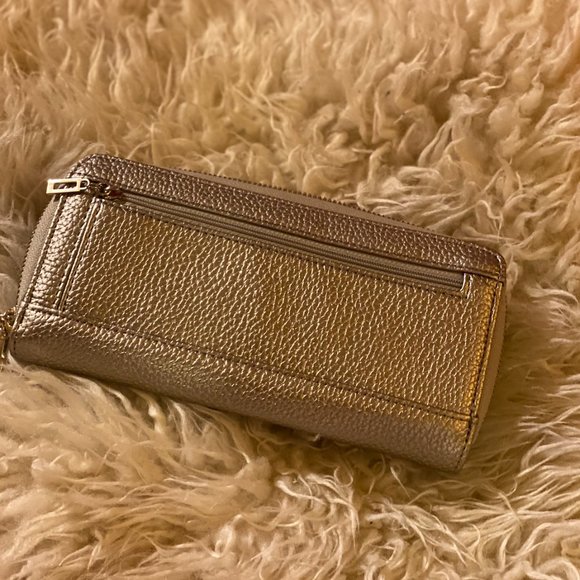 Guess Gold Clutch Purse - Picture 3 of 4